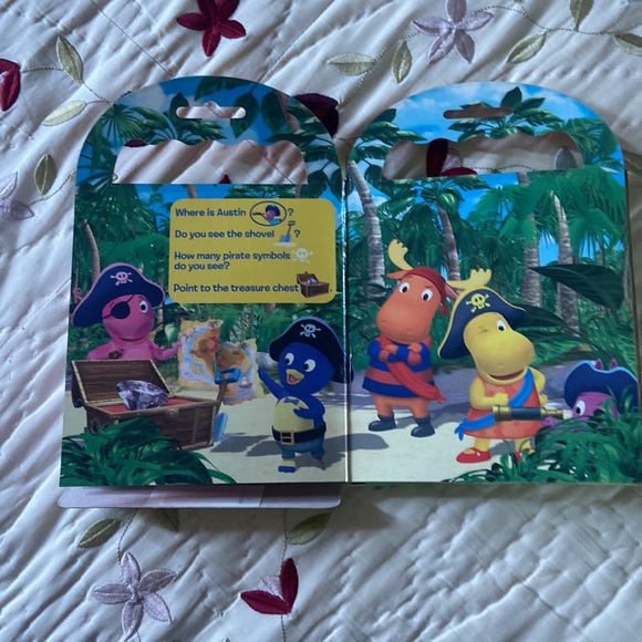 Backyardigans coloring book - Picture 3 of 4